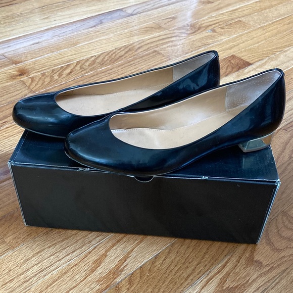 J.Crew Factory Patent Leather Ballet Flats Sz 7 - Picture 1 of 5